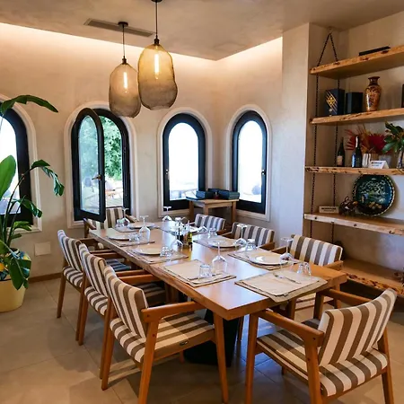 Pampas Duplex Szálloda Kryemëdhej