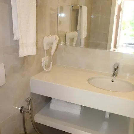 Pampas Duplex Hotel Kryemëdhej